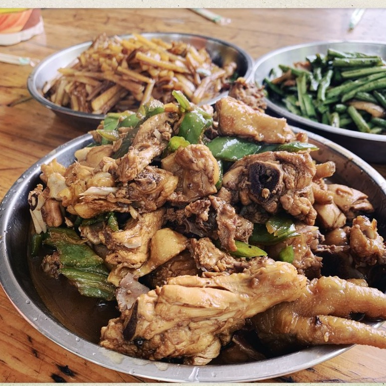 辣椒炒雞肉 辣椒炒雞肉